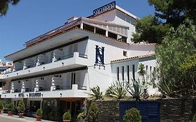 Hotel S'aguarda Cadaques